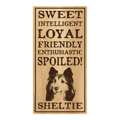 Panneau vertical en bois gâté