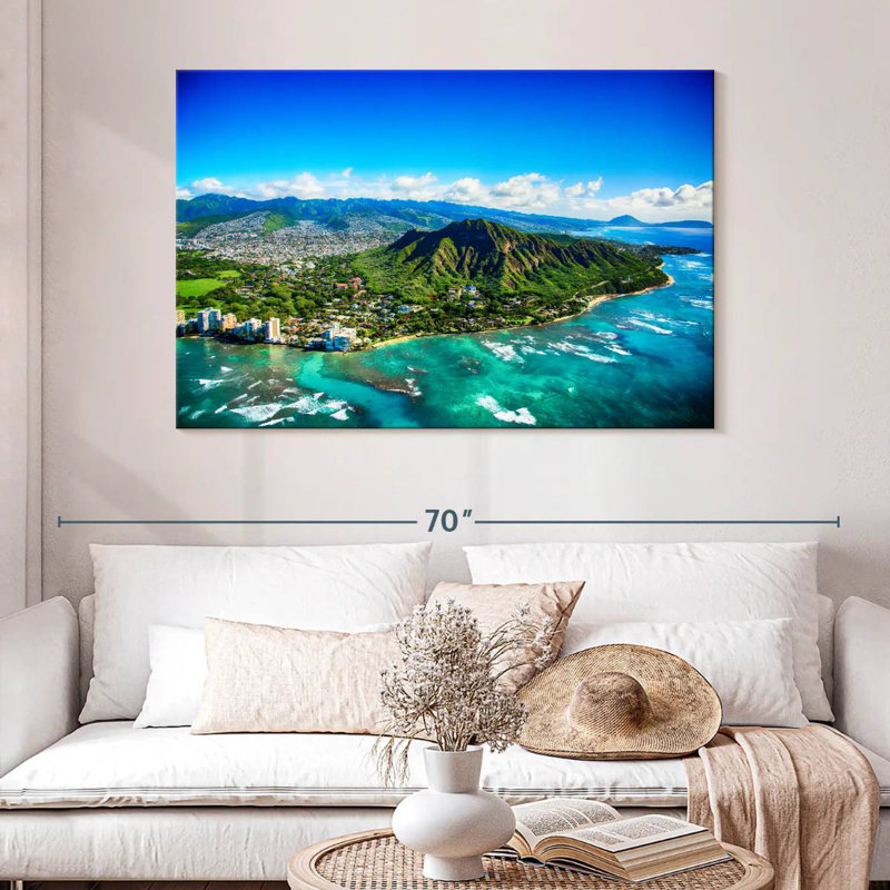 Harpa Diamond Head View, 32" H x 48" W