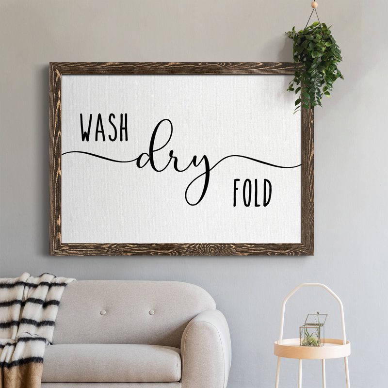 «Wash Dry Fold», art textuel sur toile, Noyer, H 37,5 po x l 27,5 po x P 1,5 po