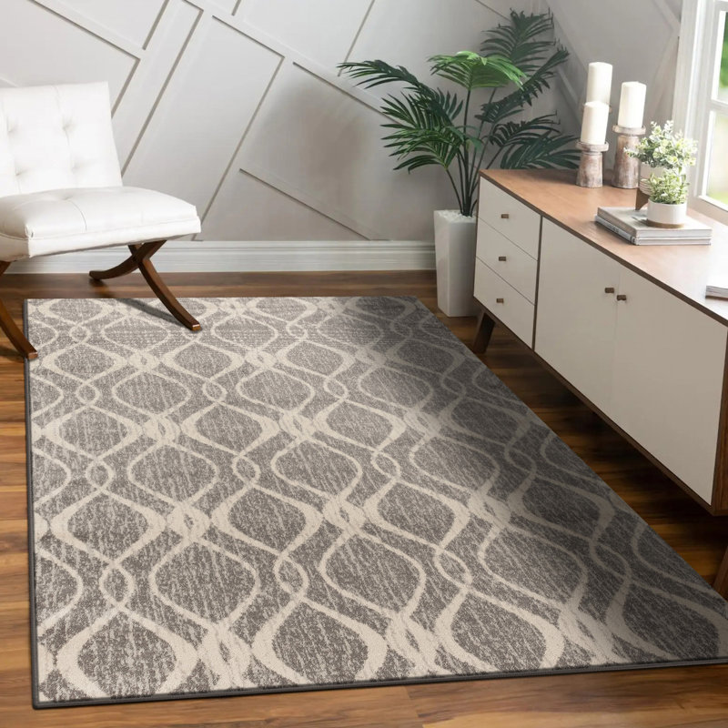 Akihiro Geometric Indoor Rug, Rectangle 5'2" x 7'4"