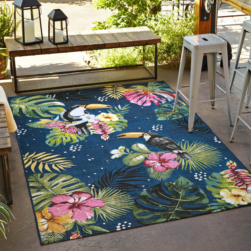 Tapis d'intérieur / extérieur à motif floral Hermleigh, Rectangle 5 pi 3 po x 8 pi