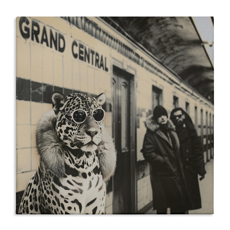 Art mural sur toile Grand Central Cat Glamour, design par Sophie 6, H 36 po x l 36 po