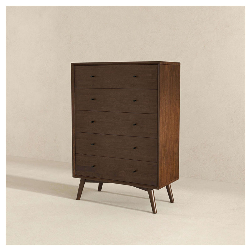 Commode 5 tiroirs Caroline en bois massif brun foncé Mid-Century