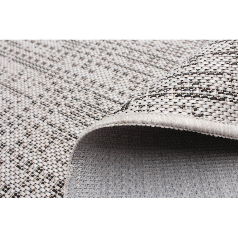 Bralon Indoor / Outdoor Rug, Runner 2'2" x 6'7"