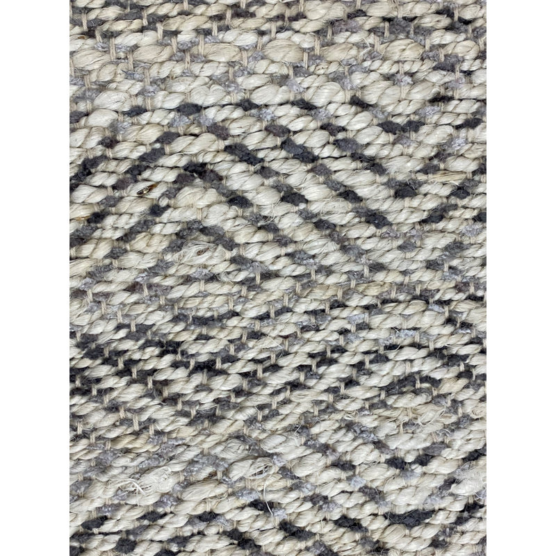 Stillwell Geometric Indoor Rug, Rectangle 2'6" x 4'0"