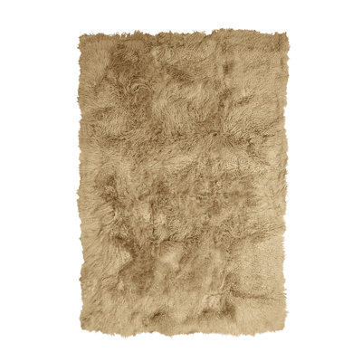 Sheepskin Area Rug in Champagne