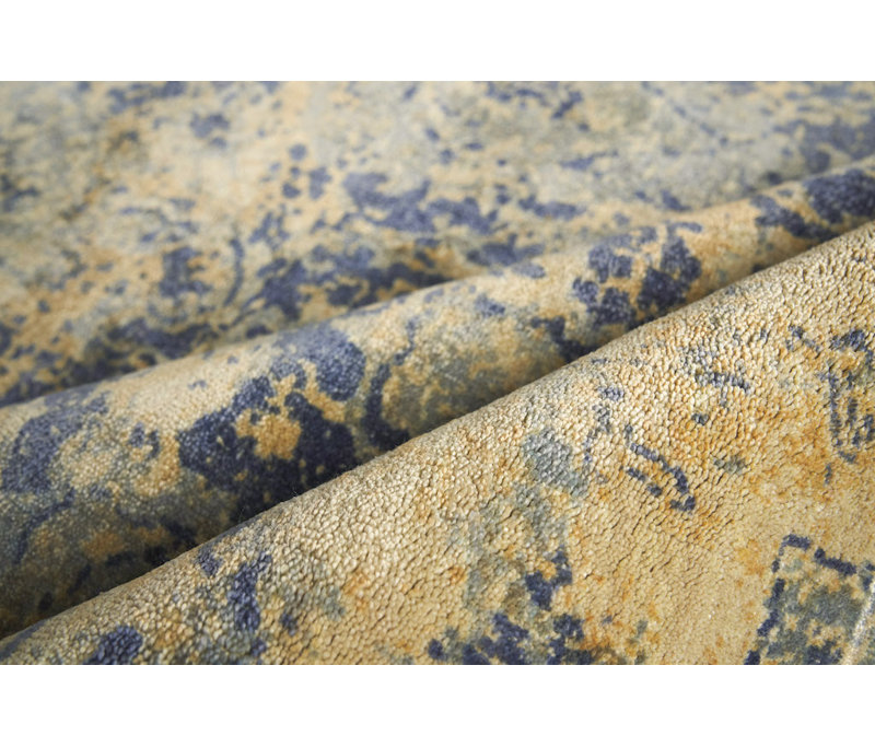 Cassina Oriental Area Rug, Rectangle 10' x 14'