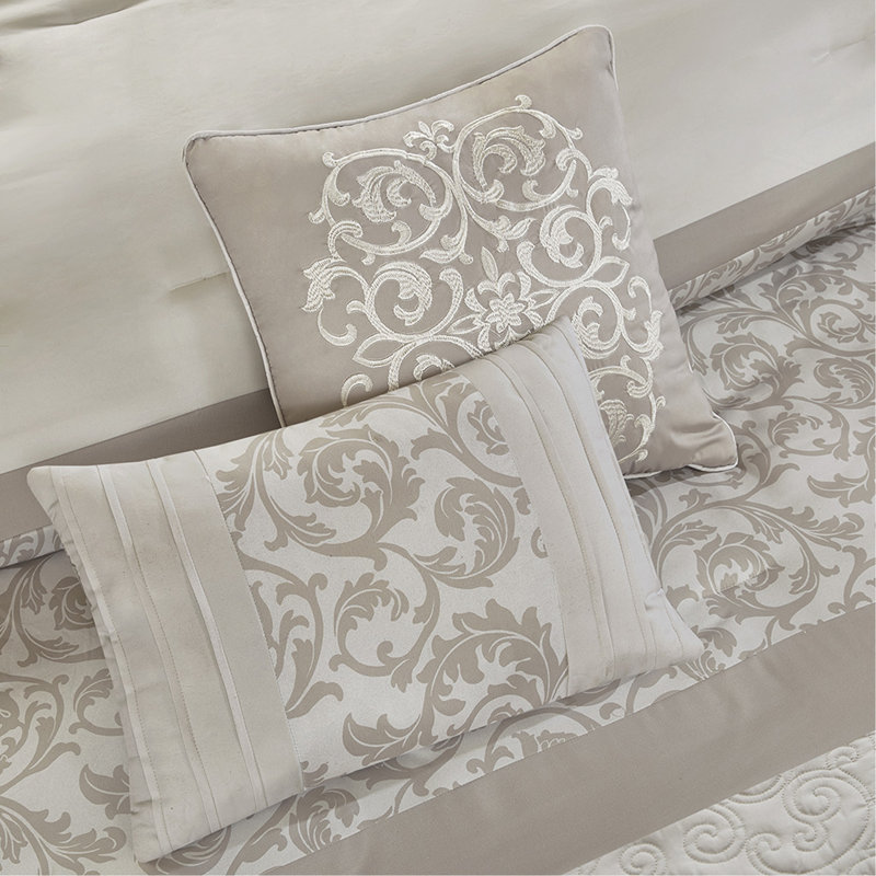 Ensemble d'édredon brodé 8 pièces Neutral King, Édredon très grand et 7 pièces supplémentaires