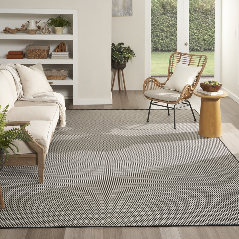 Hartigan Black White Modern Indoor/Outdoor Rug, Rectangle 8' x 10'