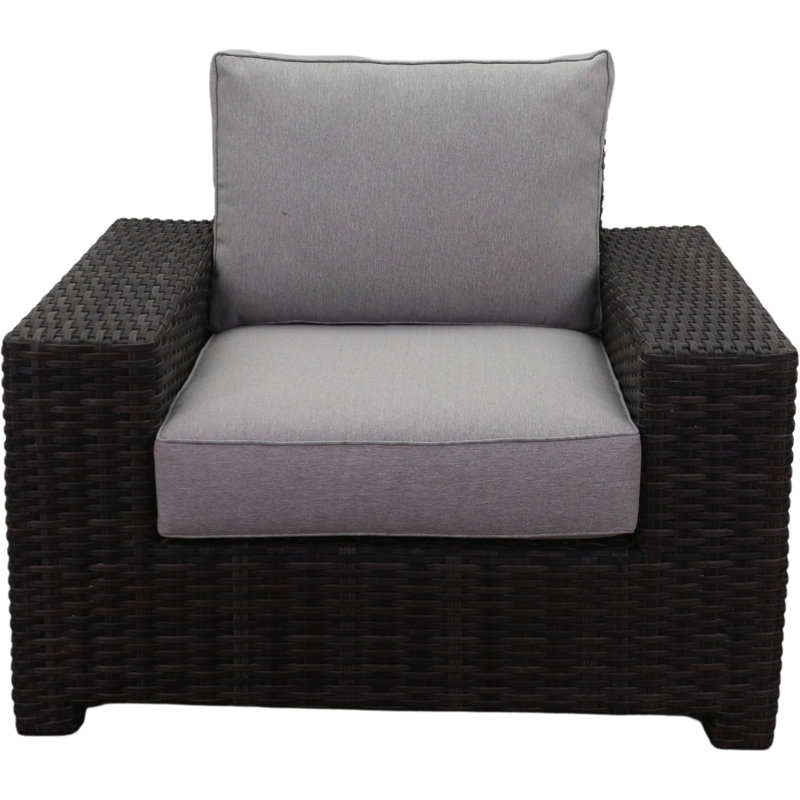 Chaise de patio avec coussins