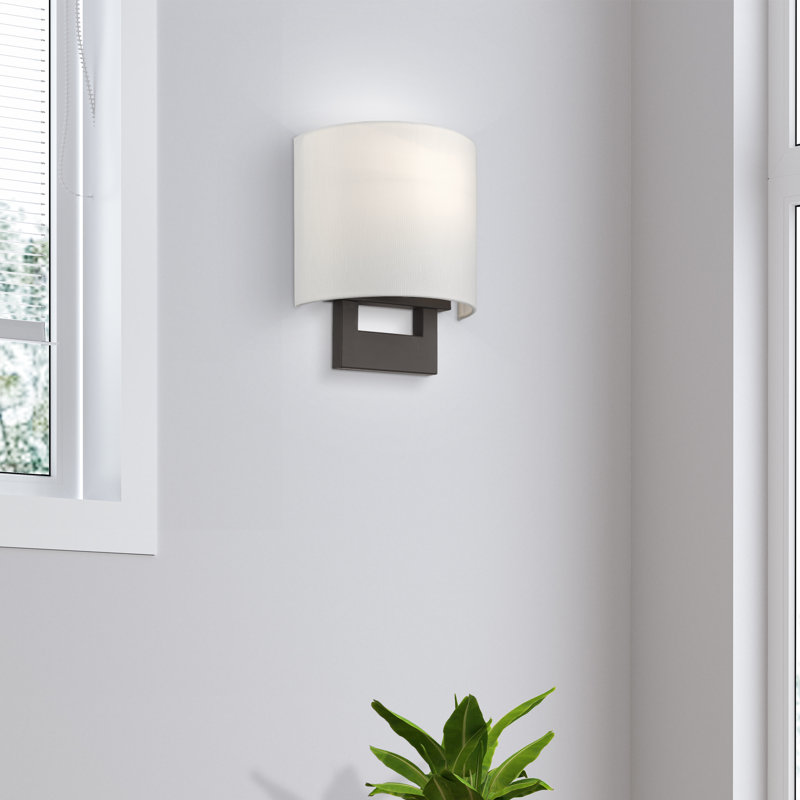 Applique murale en acier Rakhee, Blanc, H 9,5 po x l 8 po x P 3,95 po, Bronze