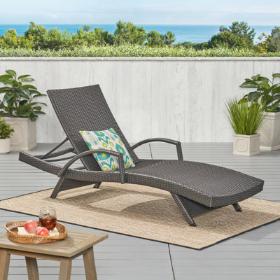 Fauteuil en osier avec accoudoirs Salem