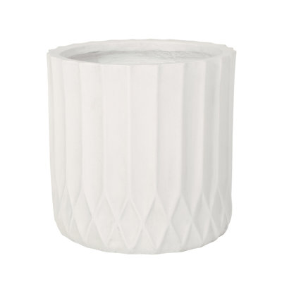 Urn Planter With Geometric Pattern For Chic Outdoor Decor