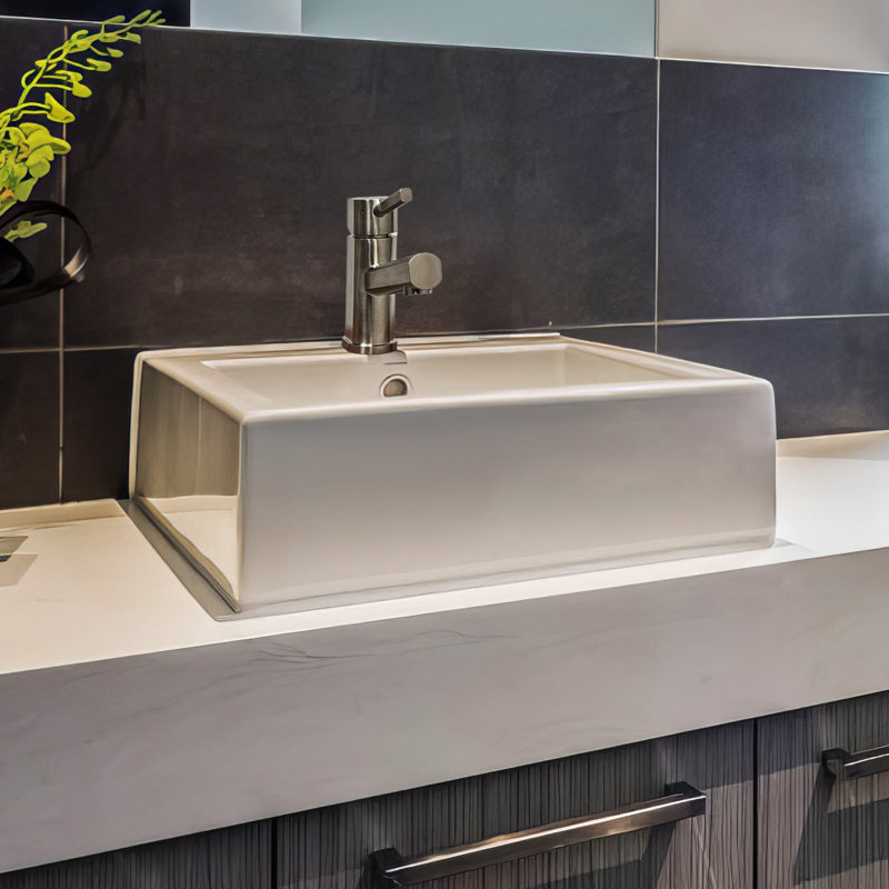 Lavabo mural carré 19 "avec trop-plein, trou de robinet et drain central arrière Isabella
