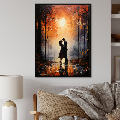 «Lorielle Romantic Couple Landscape Embraces The Sunset I», reproduction sur toile