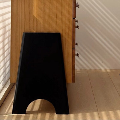 Commode rétro et simple