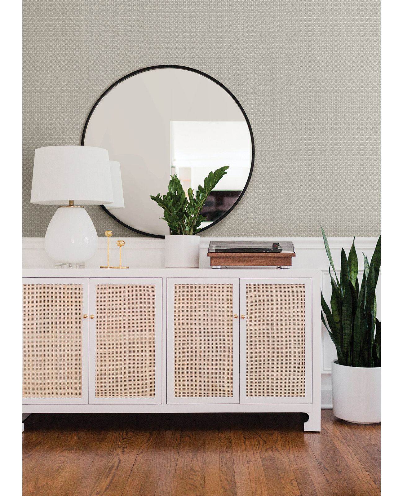 Eris Chevron Wallpaper, Light Gray