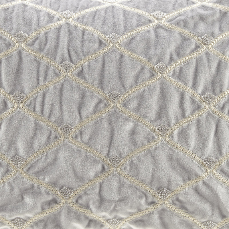 Coussin décoratif oblong argenté 22 po x 15 po, Argent