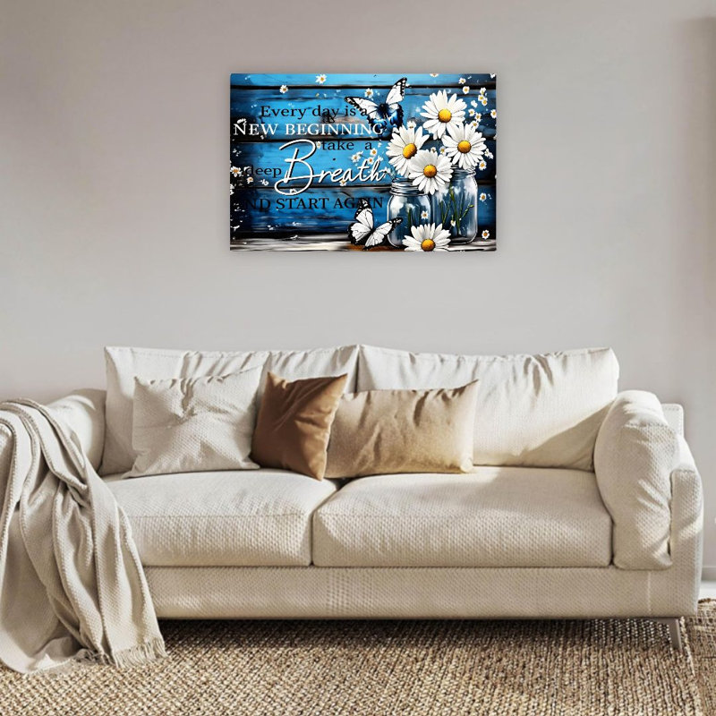 Marguerite bleue et papillon