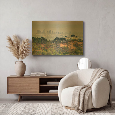«Griffith Over LA» par Chris Moyer, art mural en métal doré, 36 po x 24 po