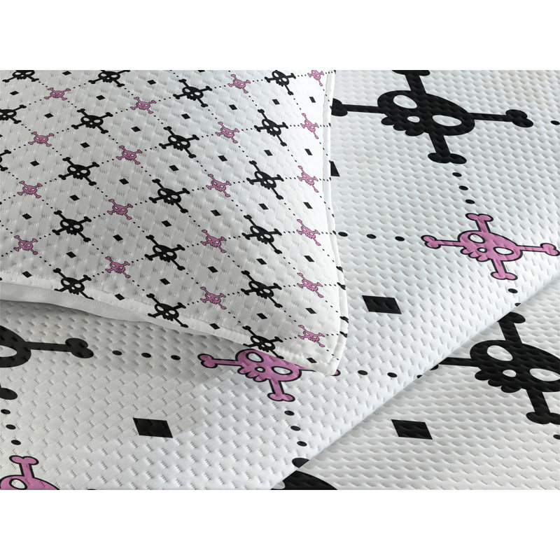 Skull Polyester Geometric Shapes Coverlet, King Bedspread + 2 Shams