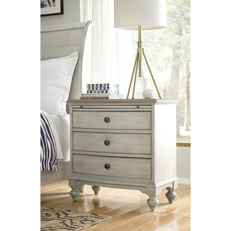 Oakman 32'' W Nightstand