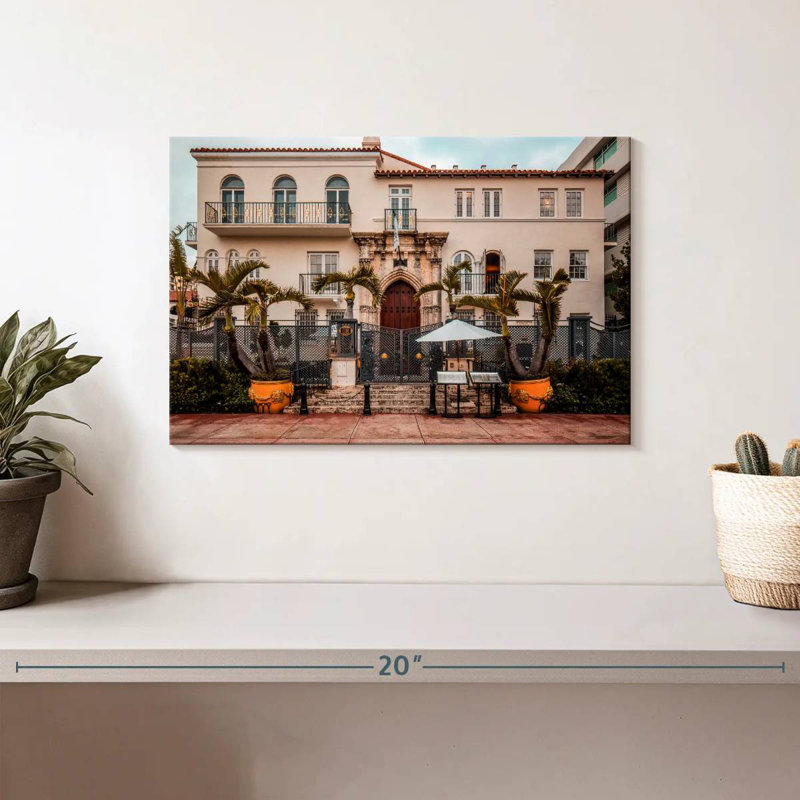 Villa Casa Casuarina Miami