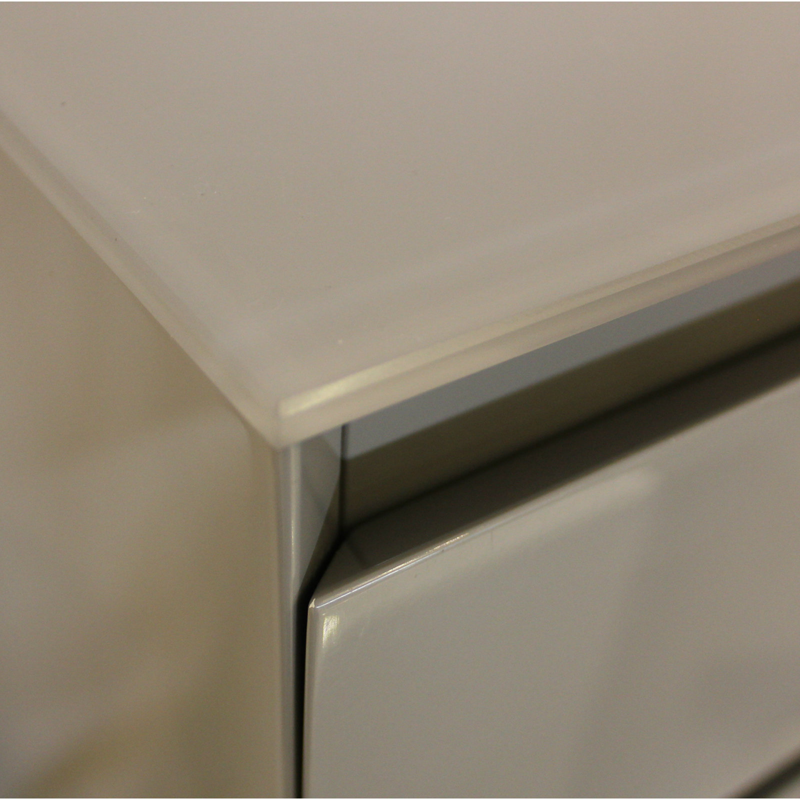 Venova Nightstand, Gray