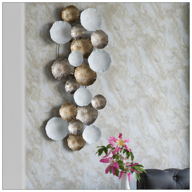 Décoration murale cercles multiples en métal