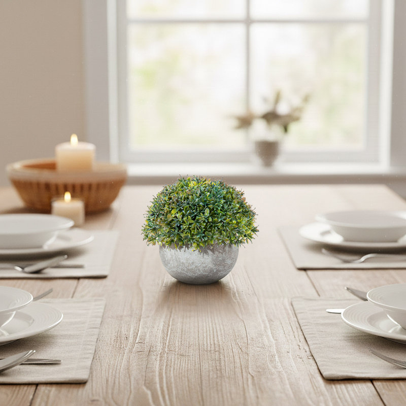 Herbe artificielle d'intérieur en pot en papier