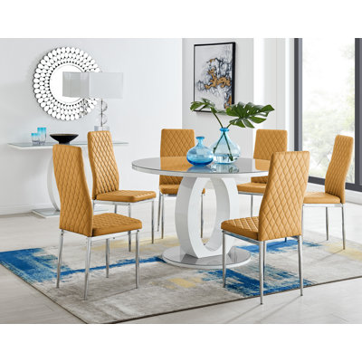 Scottsmoor 6 - Person Dining Set