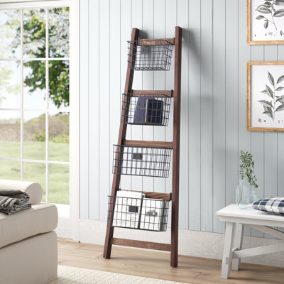 Vertical Wooden 6 ft Blanket Ladder