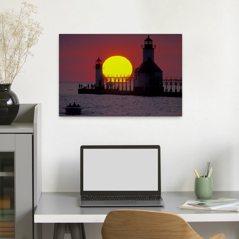 Lighthouse at sunset St. Joseph Michigan USA 1 Piece Wrapped Canvas Wall Art, 60.96 cm H x 40.64 cm W