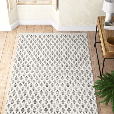 Jacarie Hand Woven Wool And Cotton With Latex Geometric Rug