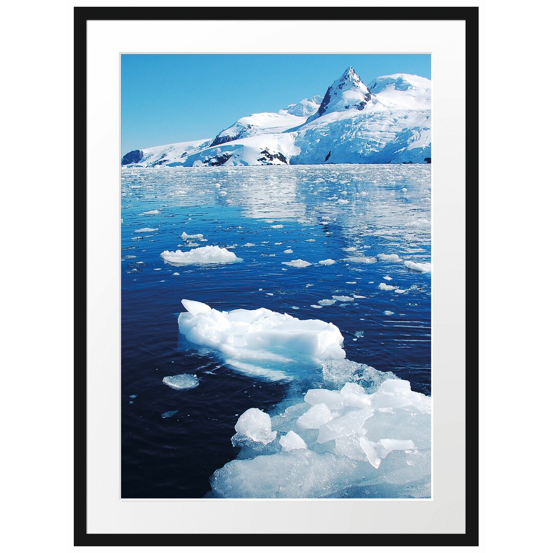 Gerahmtes Poster Eisberge im Meer Arktis