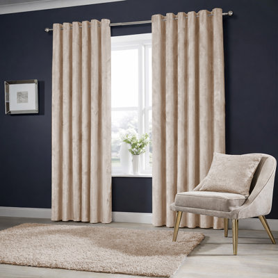 Winkel Premium Velvet Eyelet Ready Made Thermal Drapes & Curtains