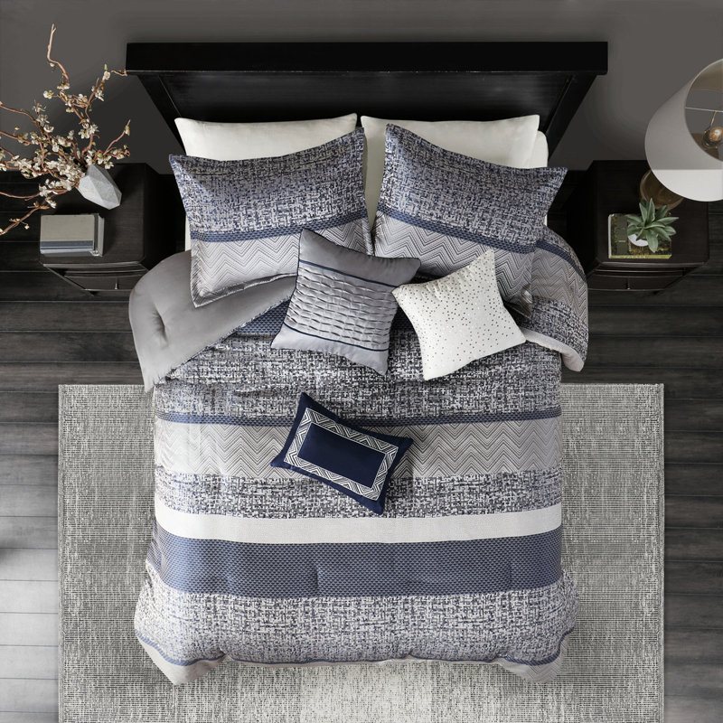 Édredon grand bleu marine 7 pièces - touche de charme luxueux