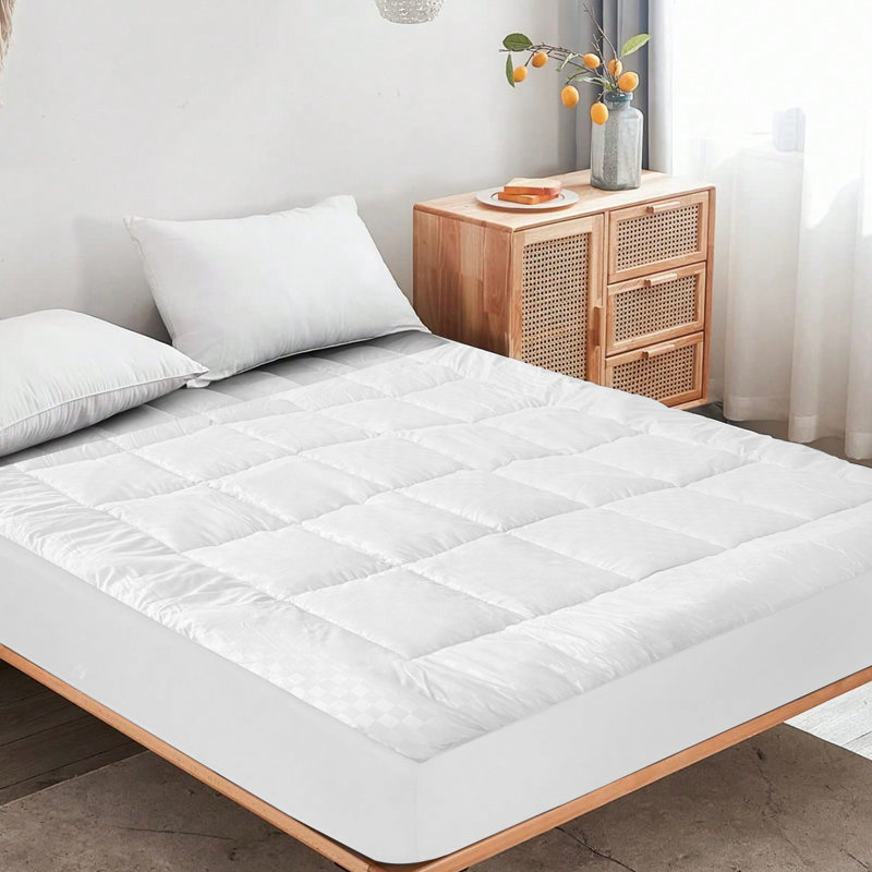 Housse de protection antidérapante pour matelas en relief, Lit double