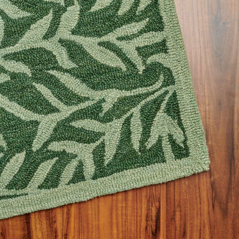 Martha Stewart Hand Tufted Wool/Cotton Floral Rug in Green, Rectangle 5' x 8'