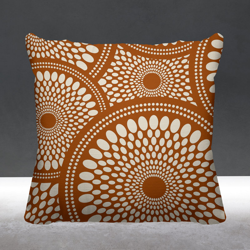 Coussin intérieur / extérieur Penn Tribal Abstract, L 15 po x H 15 po, Orange brûlé
