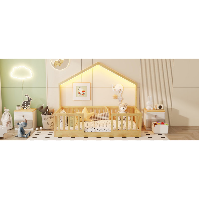 Lits simples à plancher en bois naturel, style Montessori avec DEL pour enfants
