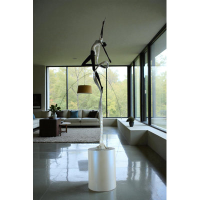 Grande statue tutu en bronze NIFao par Liliana Mendez 17 po x 11 po x 82 po