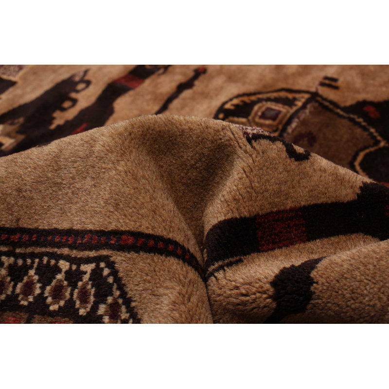 Tapis unique en laine nouvel âge 6 pi 9 po x 9 pi Zayed