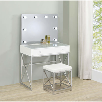 Aveyah Vanity