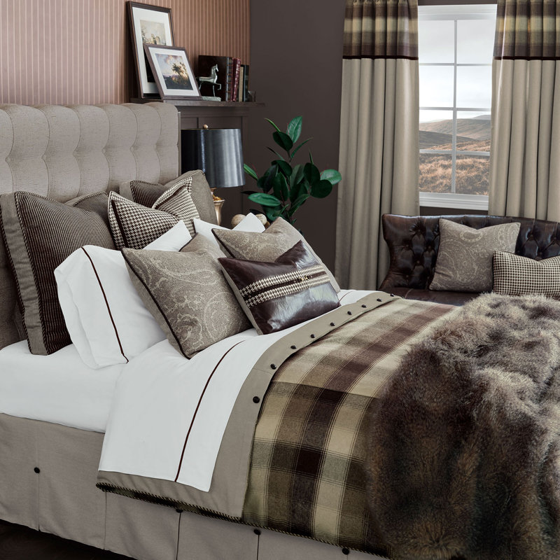 Highland Comforter, Super Queen Comforter