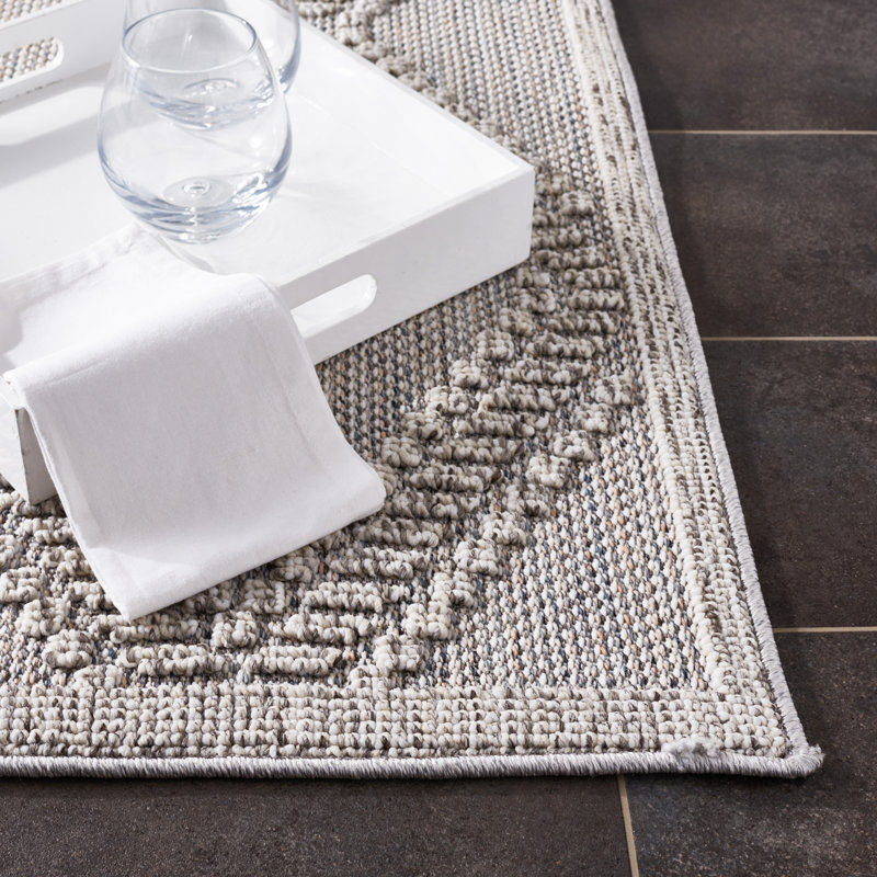 Amber-Jayne Area Rug In Gray/Light Gray, Rectangle 6'7" x 9'