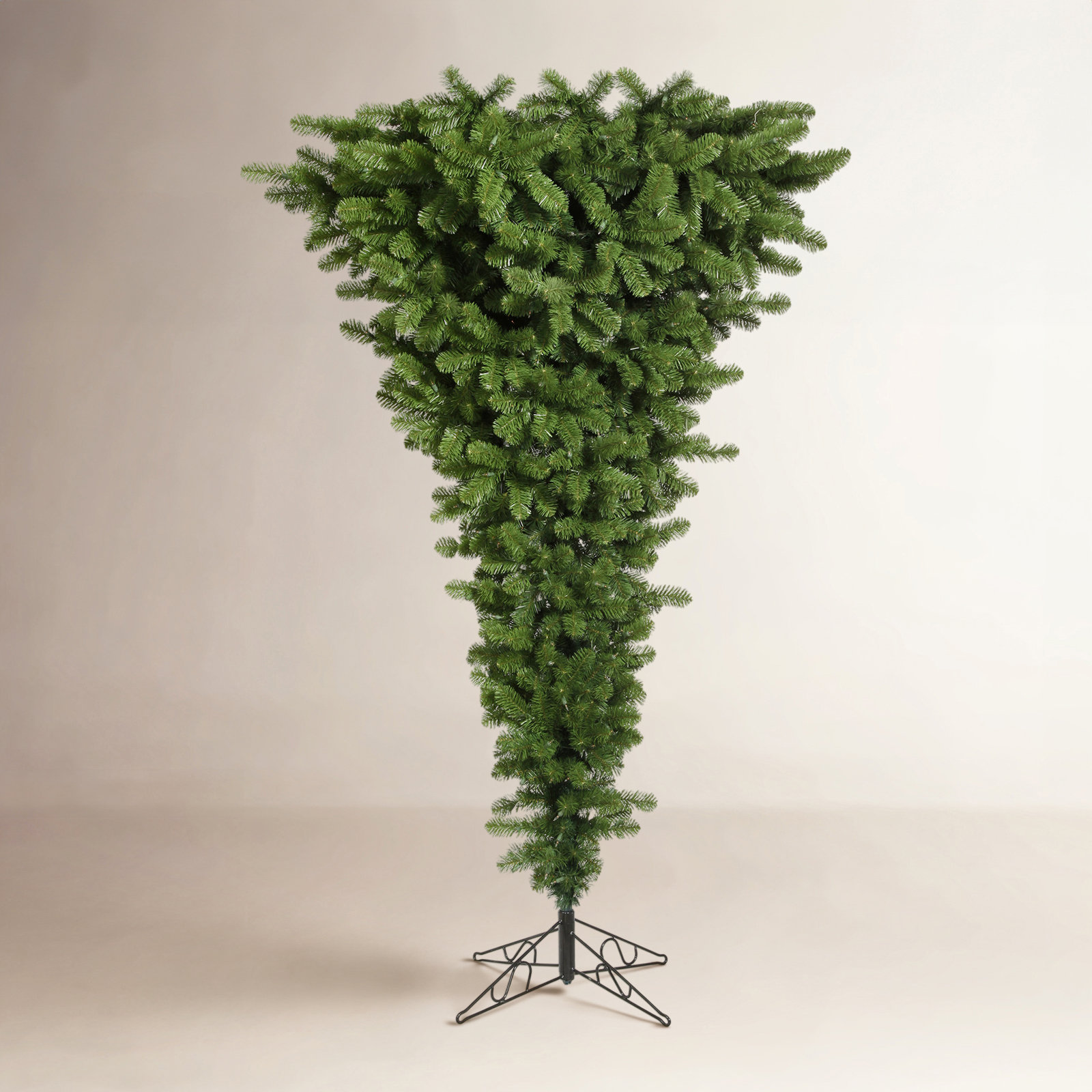 Artificial Pine Christmas Tree, 7.5', Pre-Lit