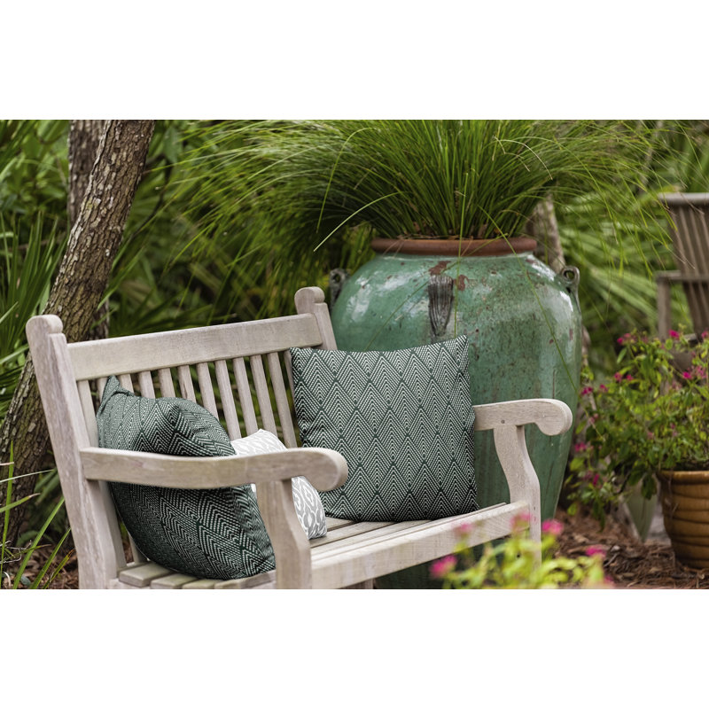 Housse et insert de coussin carré d'extérieur Mangham, H 18 po x l 18 po, Vert géométrique