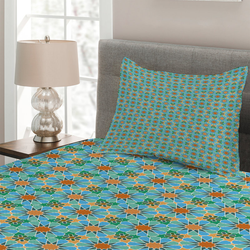 Morrocan Traditional Polyester Geometric Shapes Coverlet, Twin Bedspread + 1 Sham