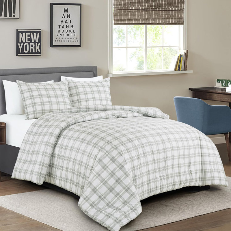Reynalda Plaid Comforter, King Comforter + 2 King Shams